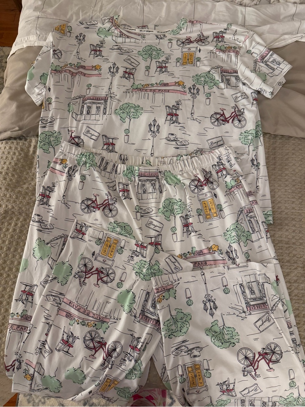 Paris theme PJ size L- 2 piece set